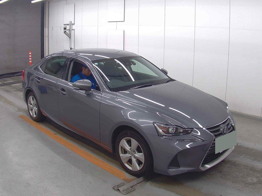 LEXUS IS 4D IS300H Thumbnail 3