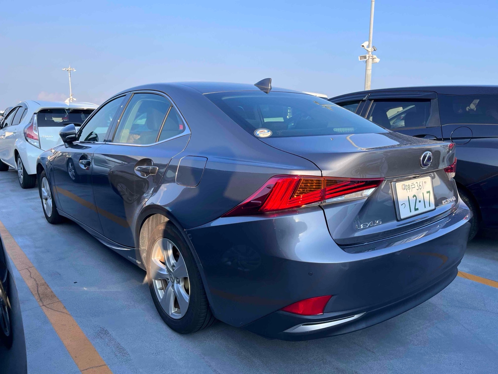 LEXUS IS 4D IS300H Thumbnail 9