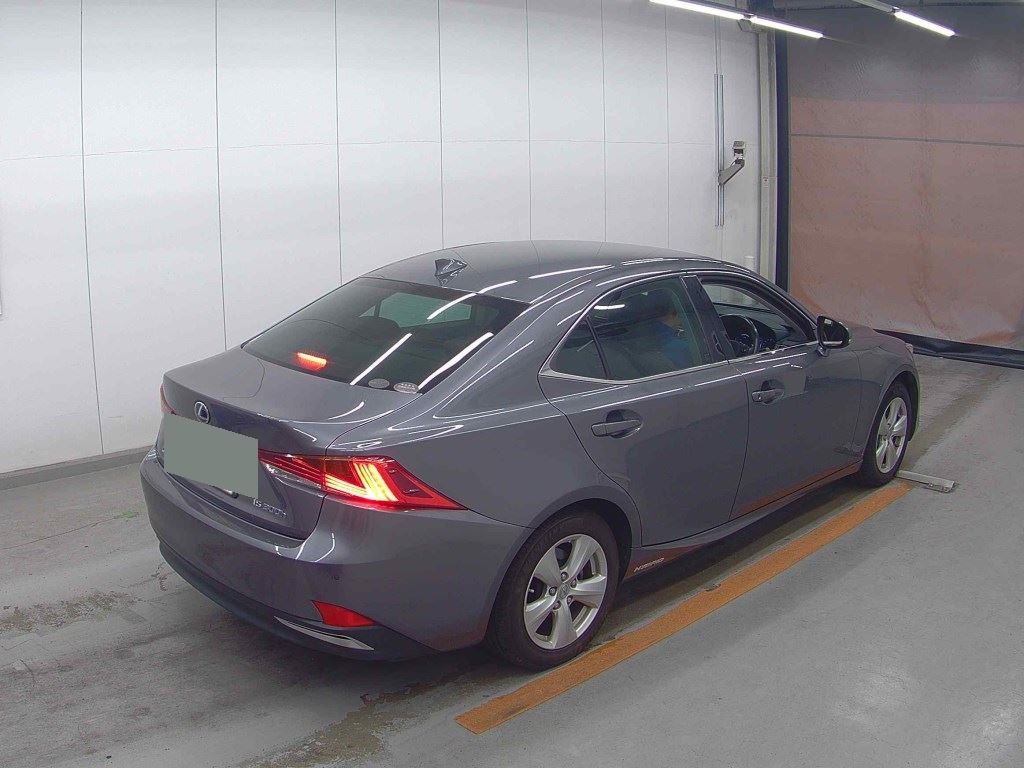 LEXUS IS 4D IS300H Thumbnail 7