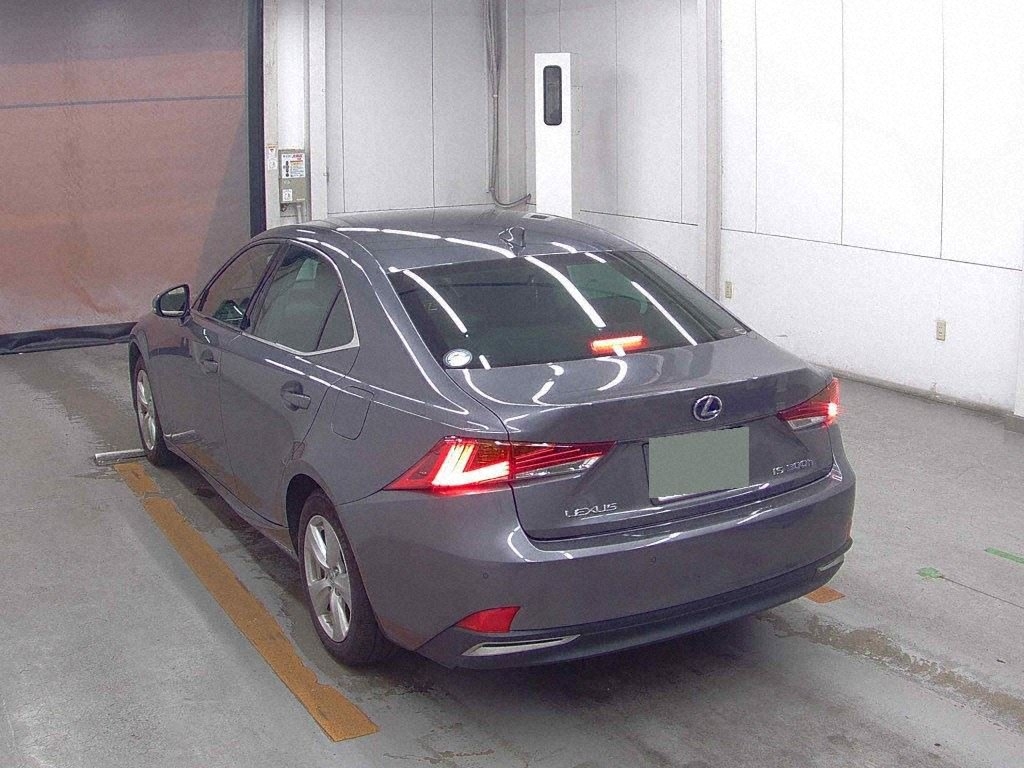 LEXUS IS 4D IS300H Thumbnail 4