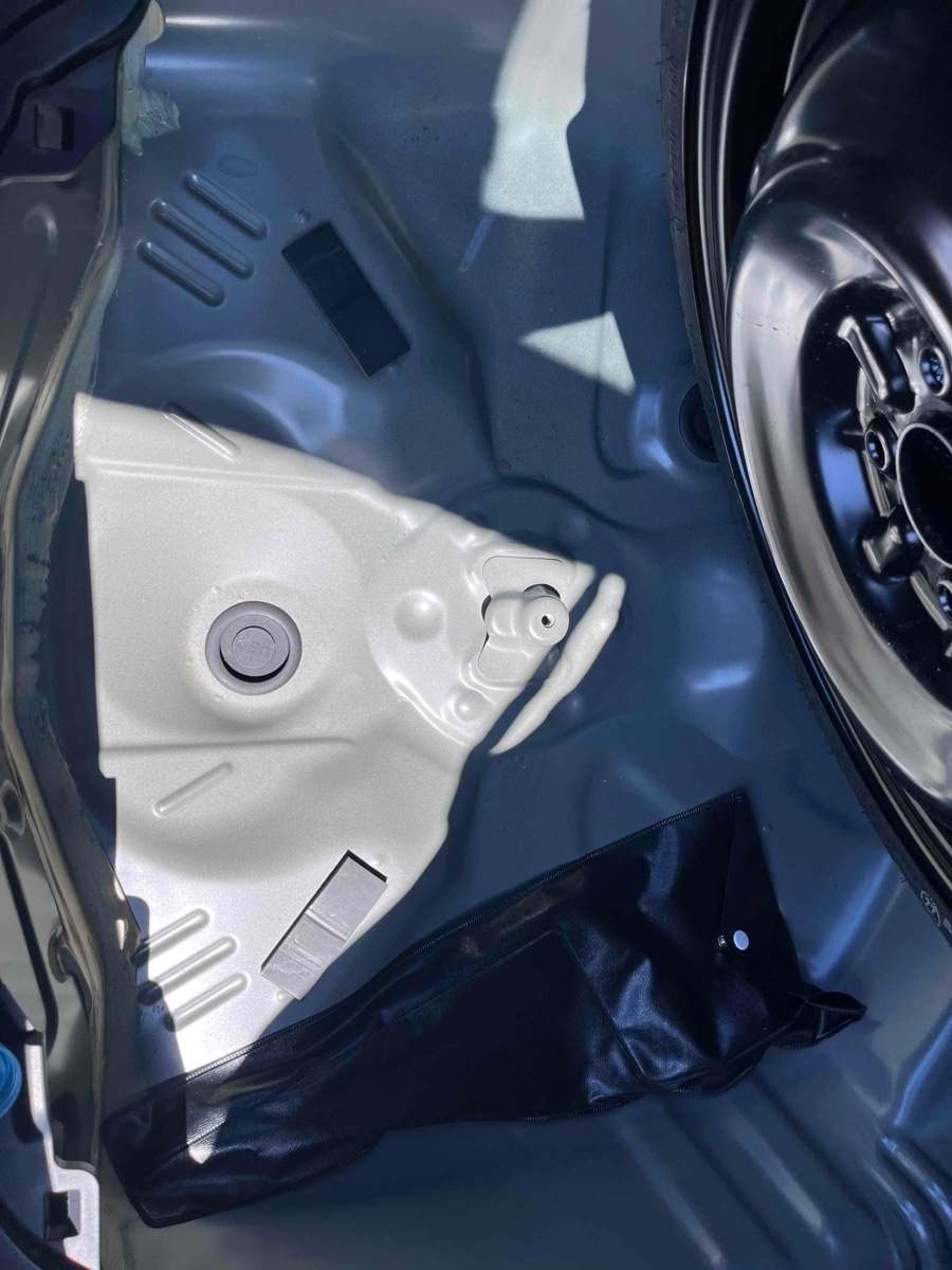 TOYOTA AQUA CROSSOVER Thumbnail 23