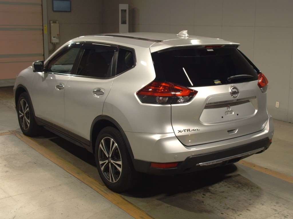 NISSAN XTRAIL 20XI 7ST Thumbnail 7