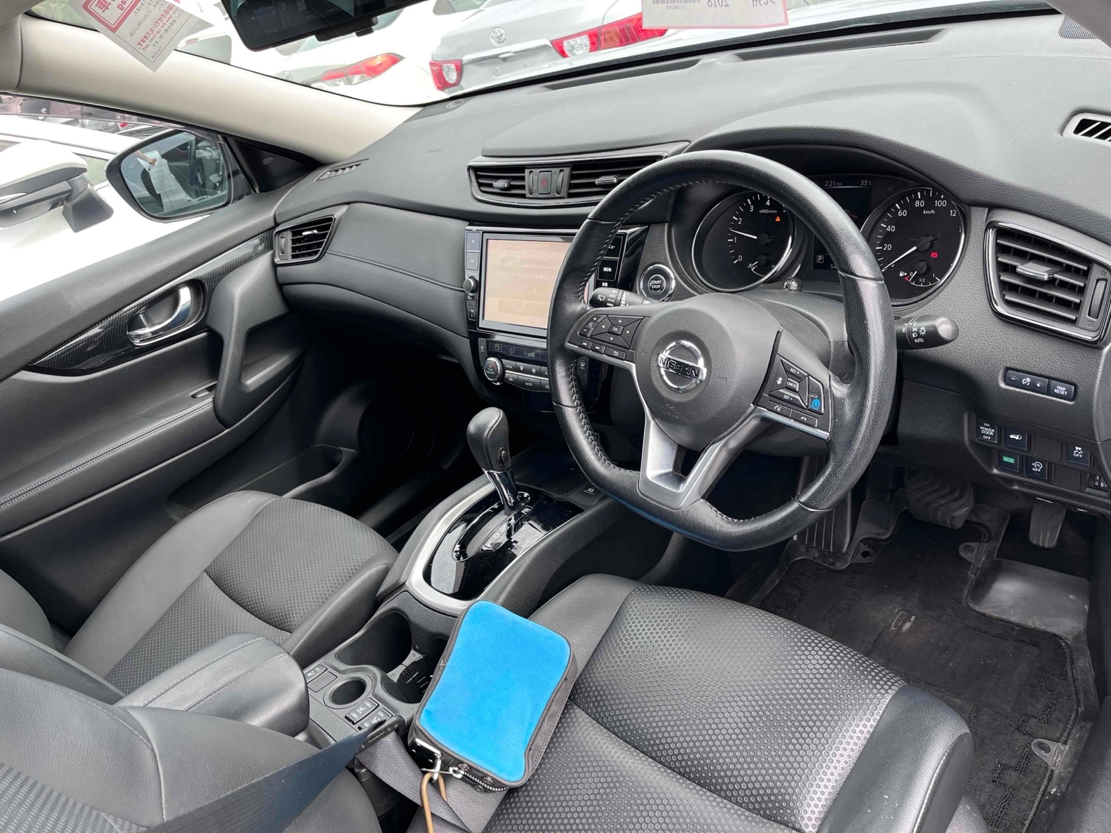 NISSAN XTRAIL 20XI 7ST Thumbnail 11