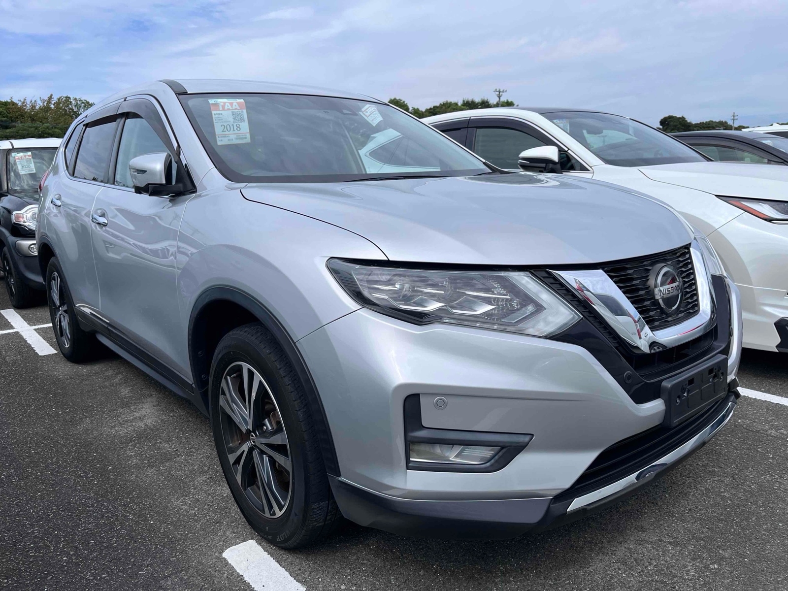NISSAN XTRAIL 20XI 7ST Thumbnail 1
