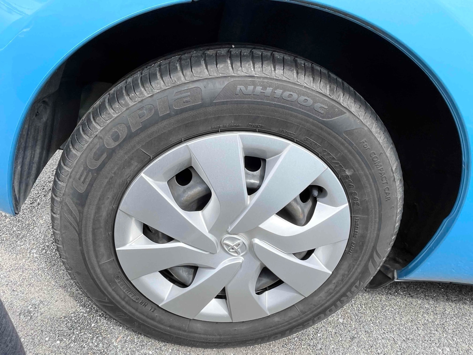 TOYOTA VITZ 1.3F LED EDITION Thumbnail 19