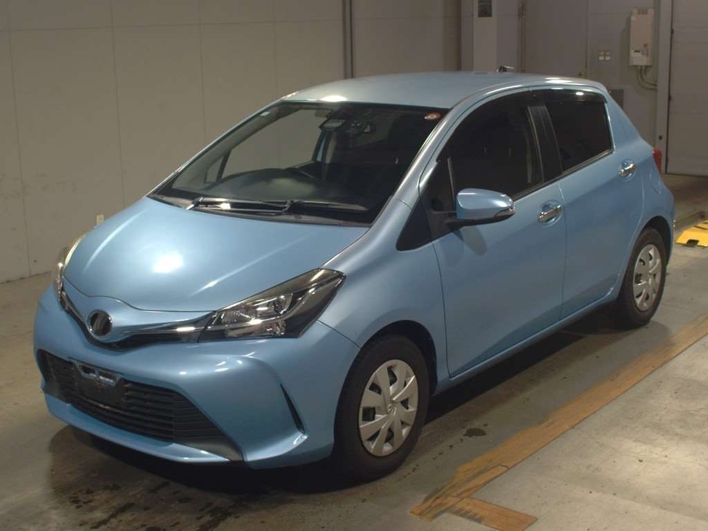 TOYOTA VITZ 1.3F LED EDITION Thumbnail 3