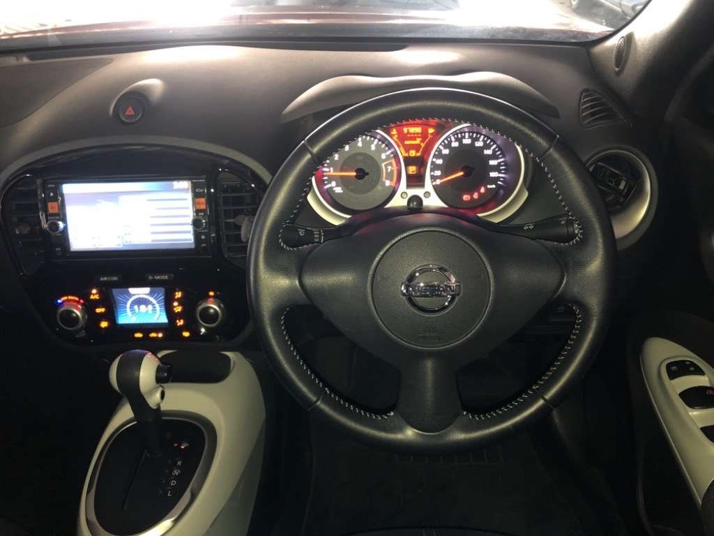 NISSAN JUKE 15RX PERSONARIZATION Thumbnail 8