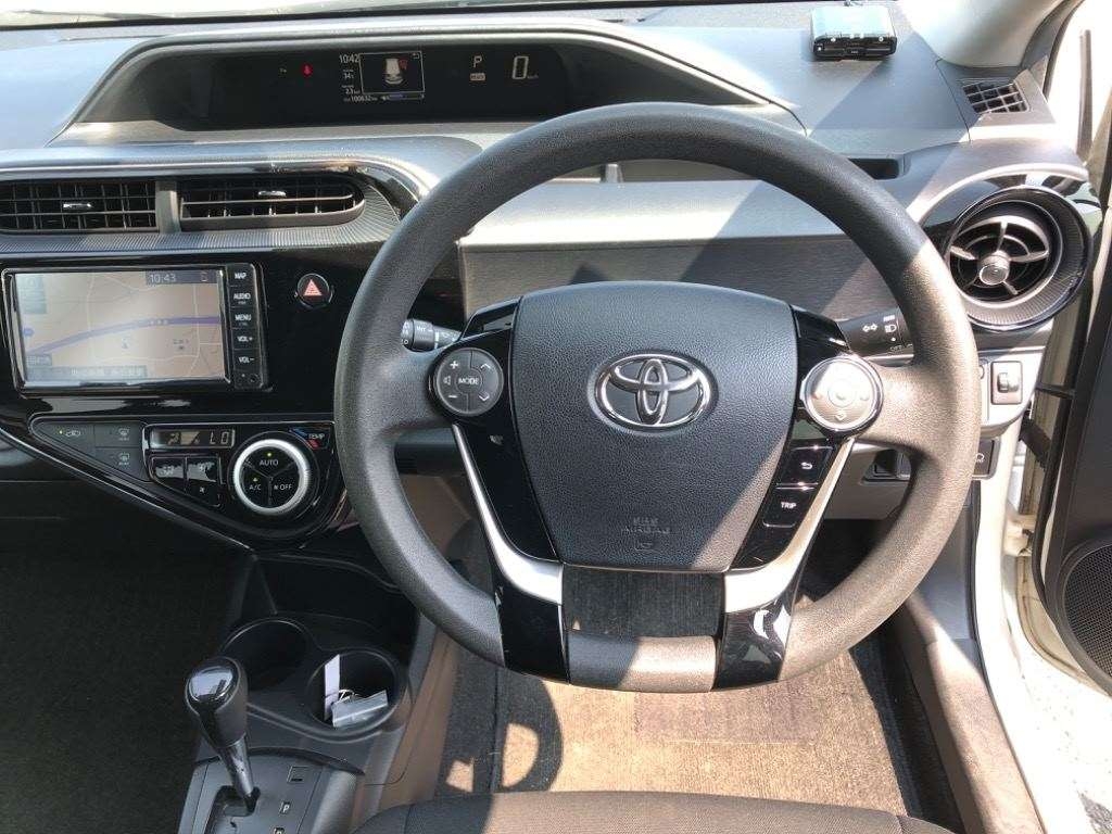 TOYOTA AQUA S STYLE BLACK Thumbnail 8