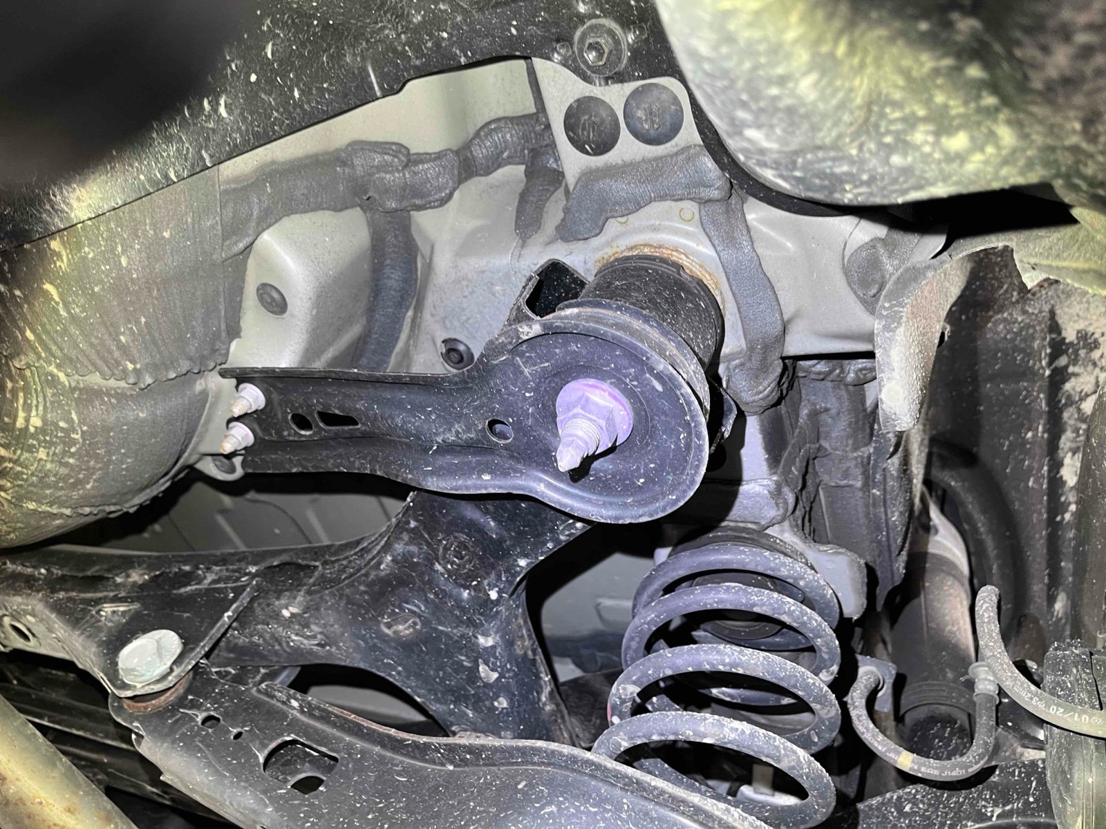 TOYOTA CAMRY X Thumbnail 18