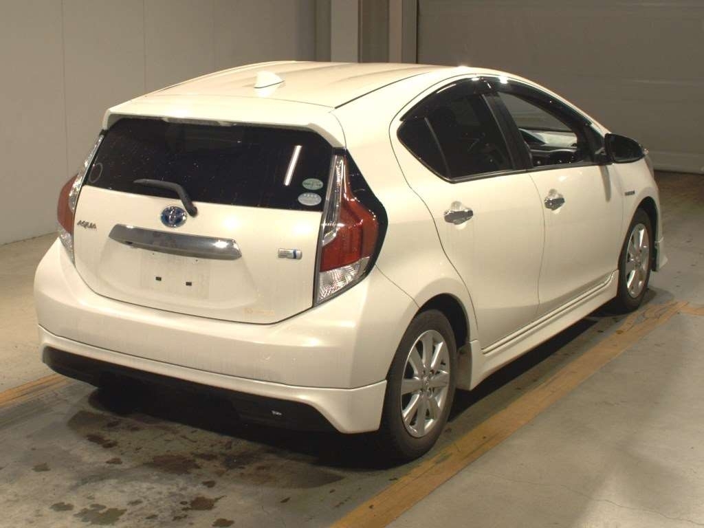 TOYOTA AQUA S STYLE BLACK Thumbnail 4