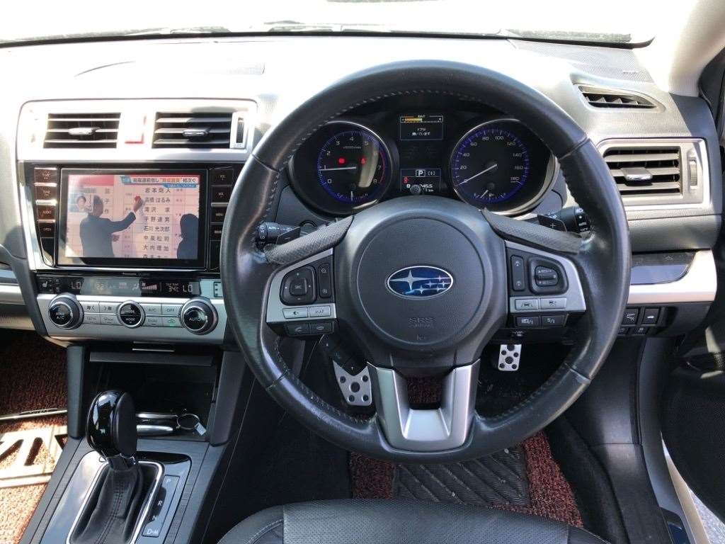 SUBARU LEGACY B4 LIMITED 4WD Thumbnail 8