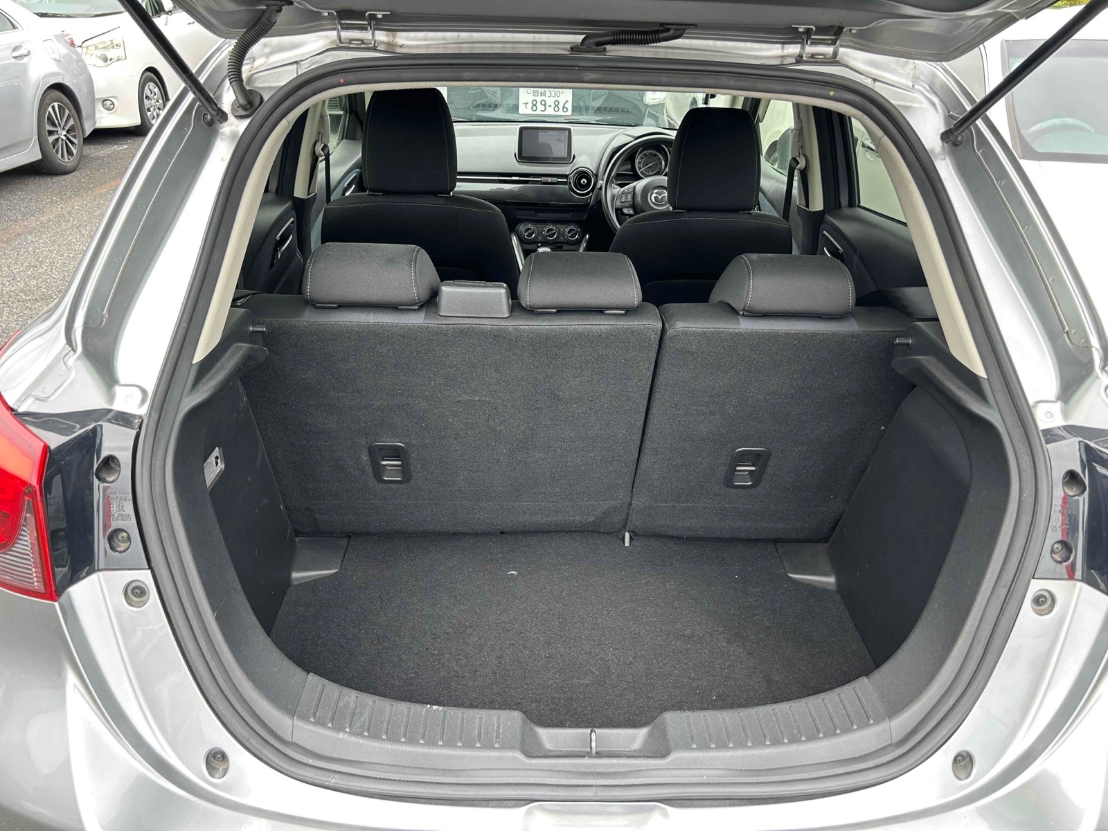 MAZDA DEMIO 13S Thumbnail 6