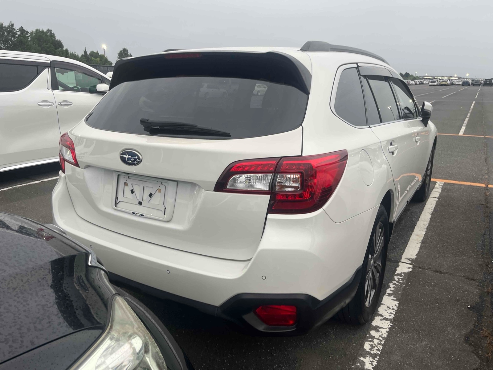 SUBARU OUTBACK 4WD B-SPORT Thumbnail 2