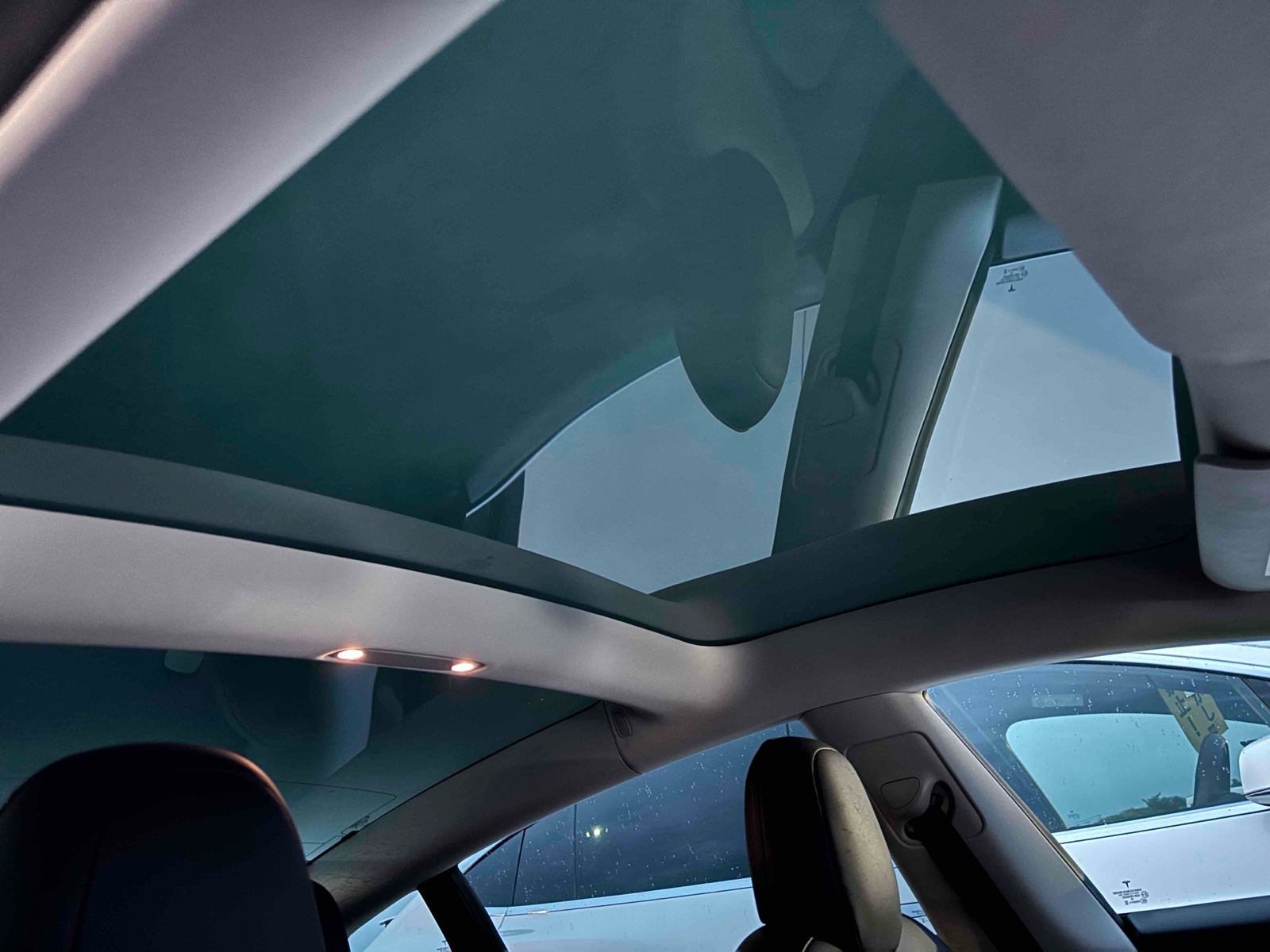 TESLA MODEL 3 STANDARD RANGE PLUS Thumbnail 5