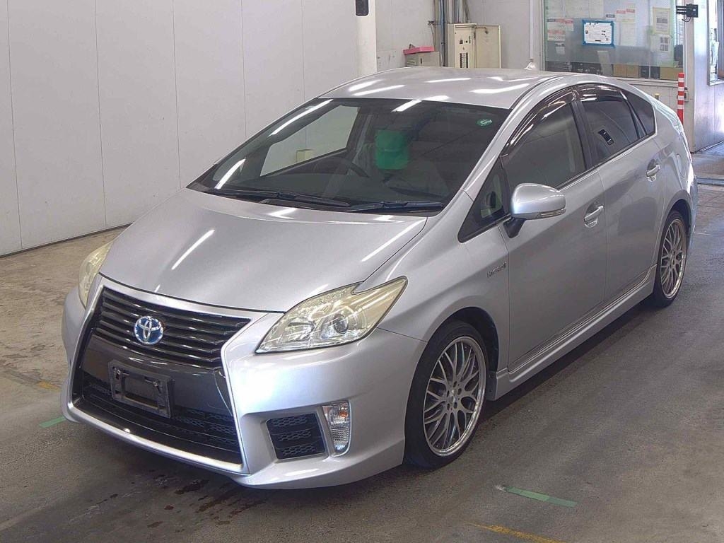 TOYOTA PRIUS L BODY KIT Thumbnail 4