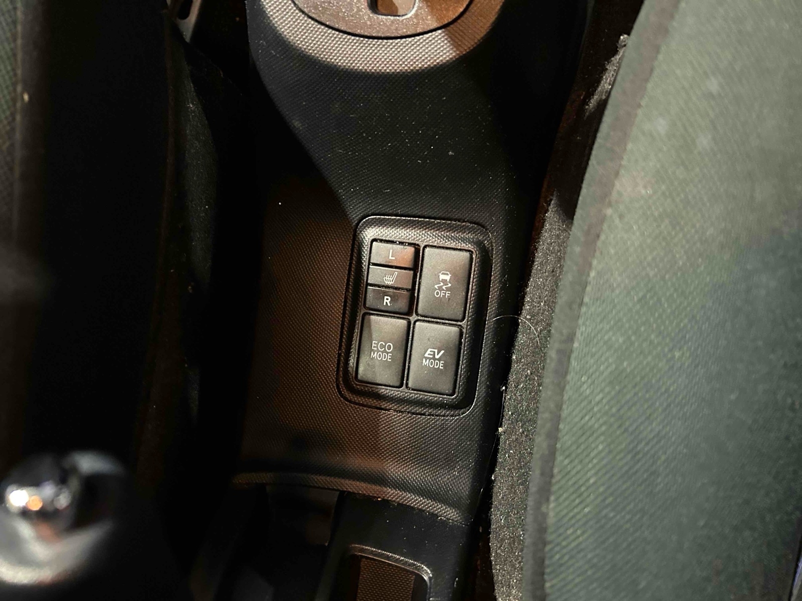 TOYOTA AQUA S Thumbnail 9