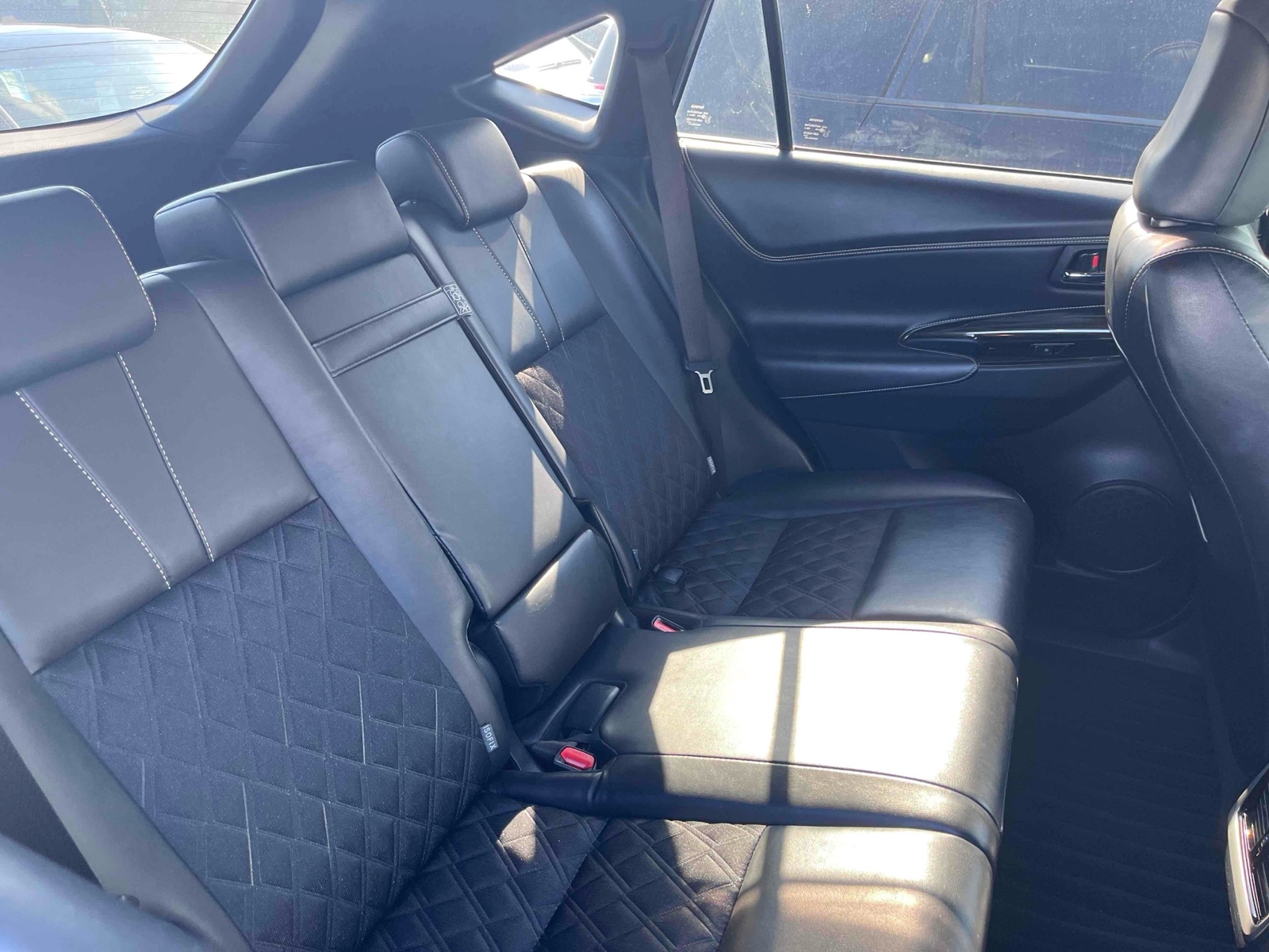 TOYOTA HARRIER 4WD ELEGANCE Thumbnail 12