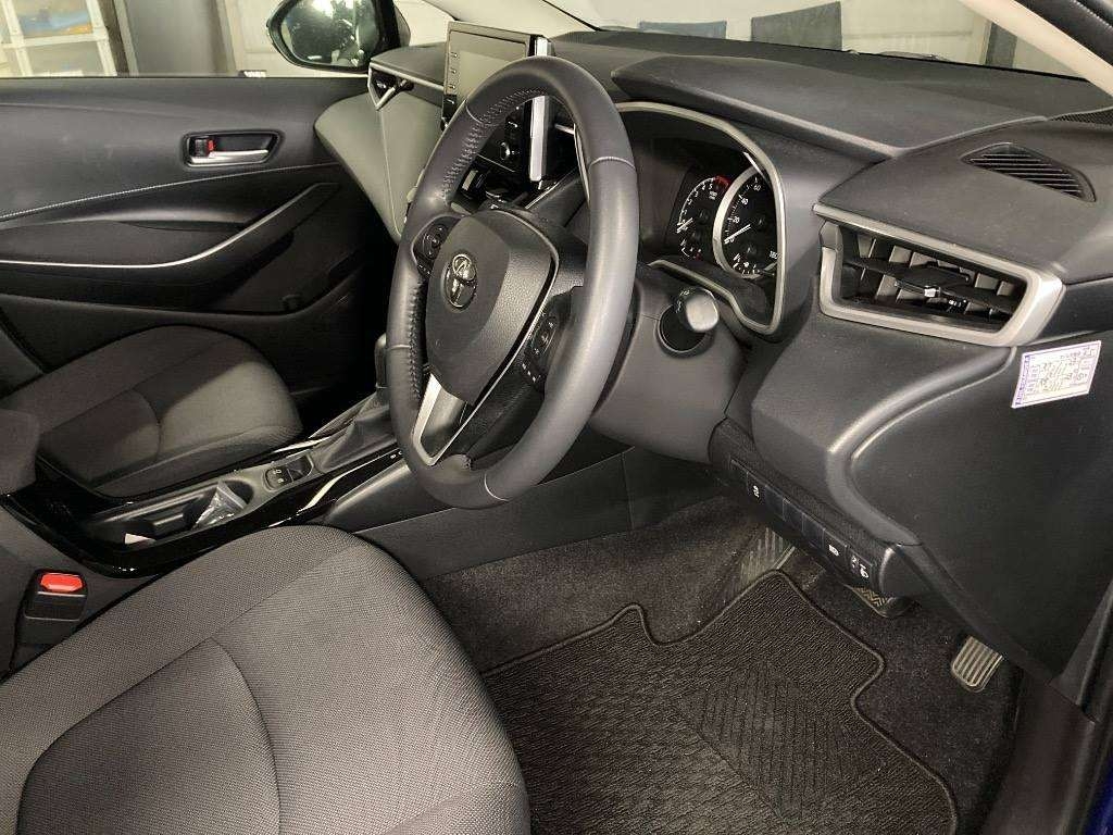 TOYOTA COROLLA TUOURING HYBRID S Thumbnail 5