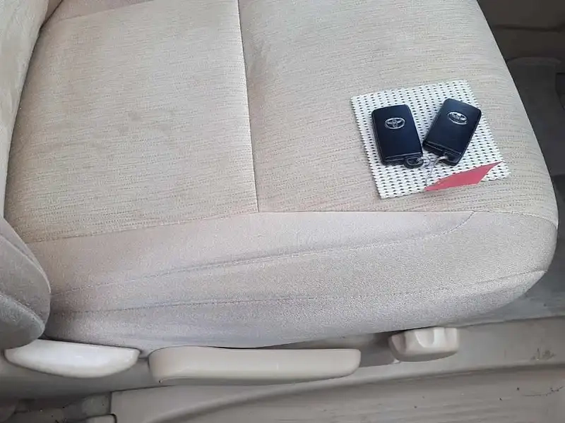 TOYOTA VELLFIRE HYBRID X 4WD Thumbnail 8