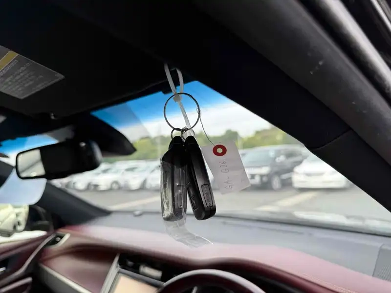 TOYOTA HARRIER HYBRID PREMIUM 4WD Thumbnail 15