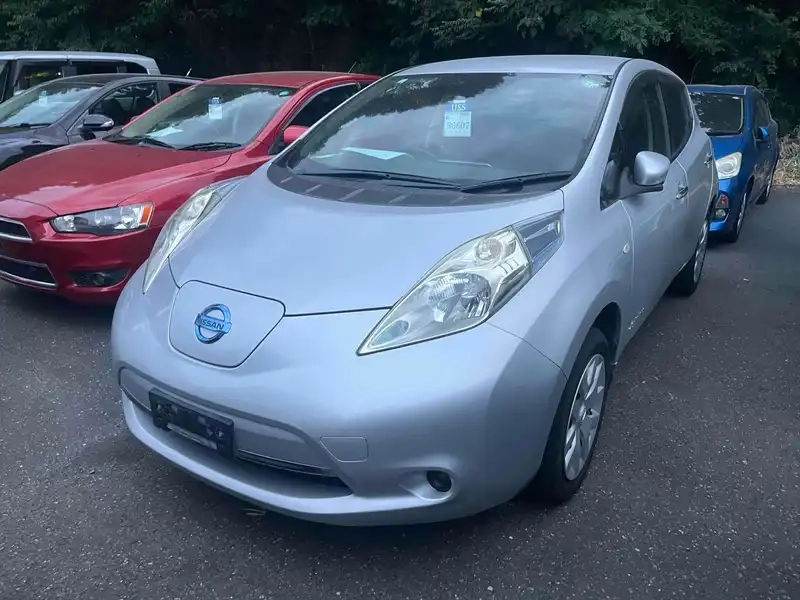 NISSAN LEAF S (30KWH) Thumbnail 1