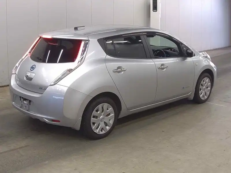 NISSAN LEAF S (30KWH) Thumbnail 7