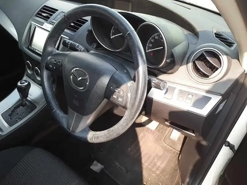 MAZDA AXELA SPORTS 15S Thumbnail 3