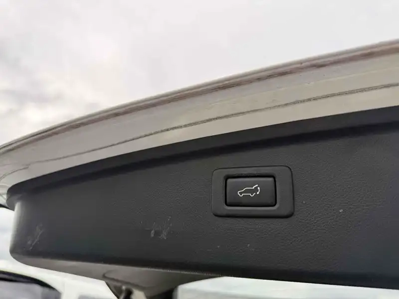 SUBARU LEGACY OUTBACK LIMITED 4WD Thumbnail 14