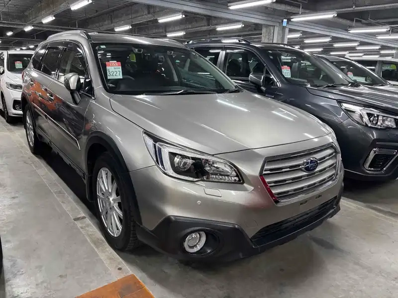 SUBARU OUTBACK 4WD LIMITED SMART EDITION Thumbnail 1