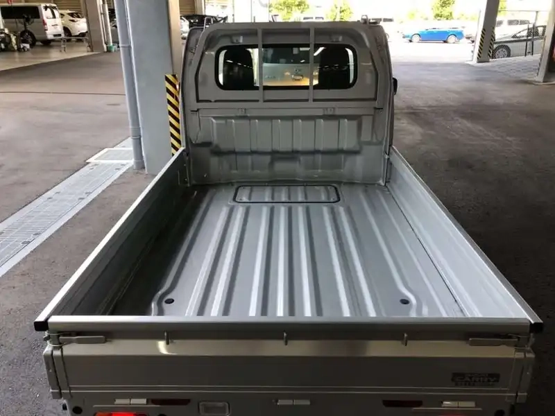 SUZUKI CARRY TRUCK KC 4WD Thumbnail 9