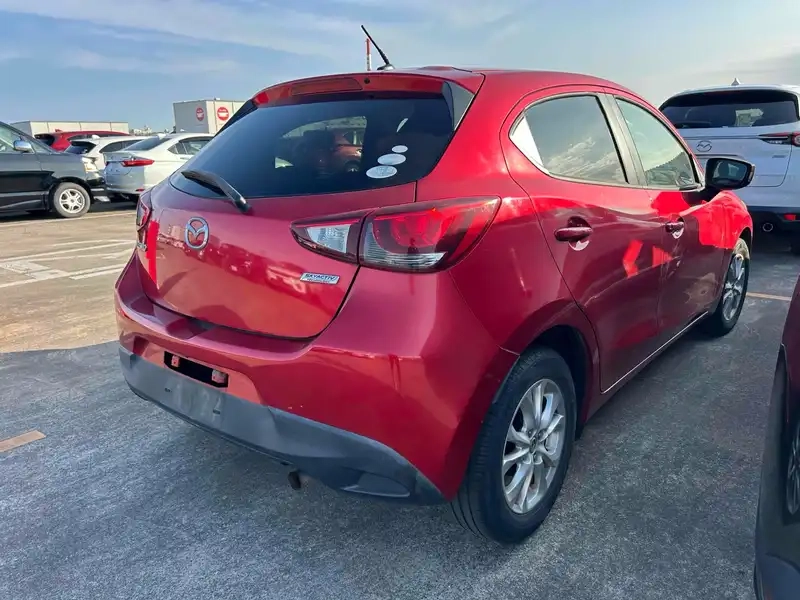 MAZDA DEMIO 13S Thumbnail 2