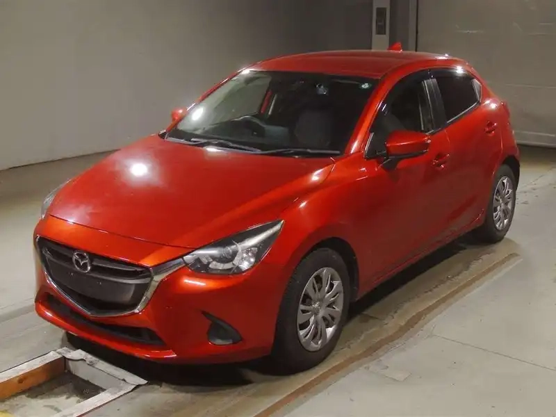 MAZDA DEMIO 13S Thumbnail 1