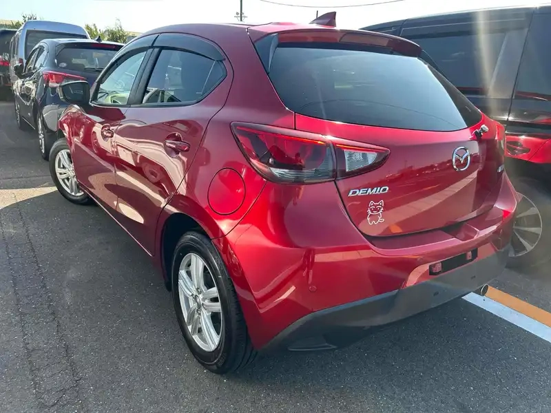 MAZDA DEMIO 15S TOURING Thumbnail 2