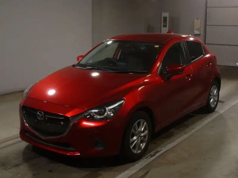 MAZDA DEMIO 15S Thumbnail 3