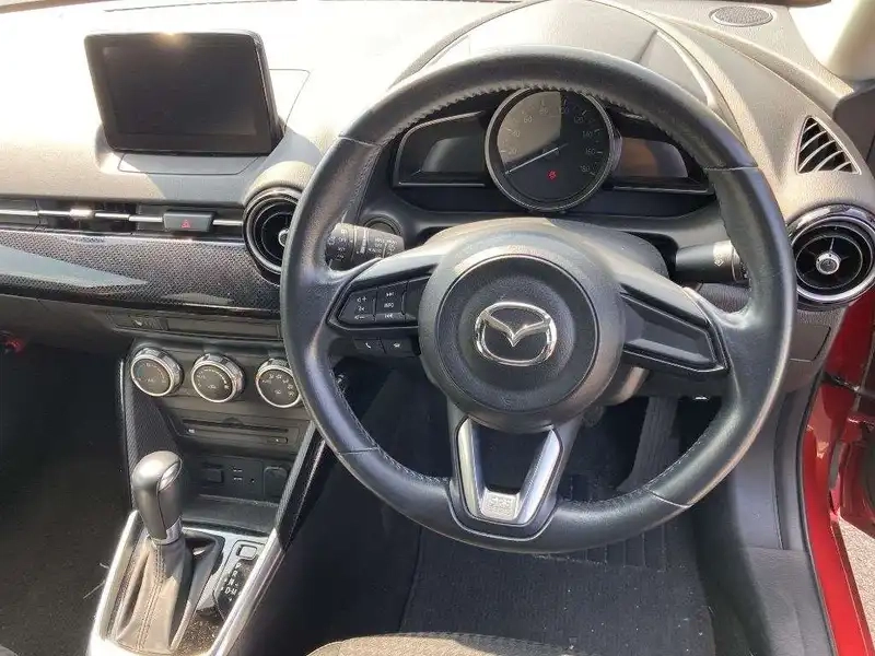 MAZDA DEMIO 15S Thumbnail 9