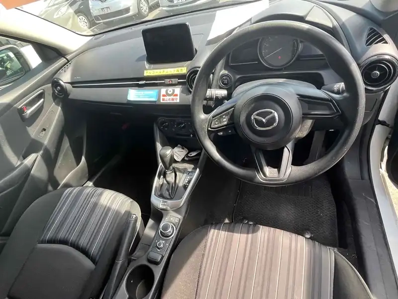 MAZDA 2 15C Thumbnail 9