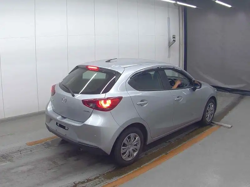 MAZDA 2 15S Thumbnail 7