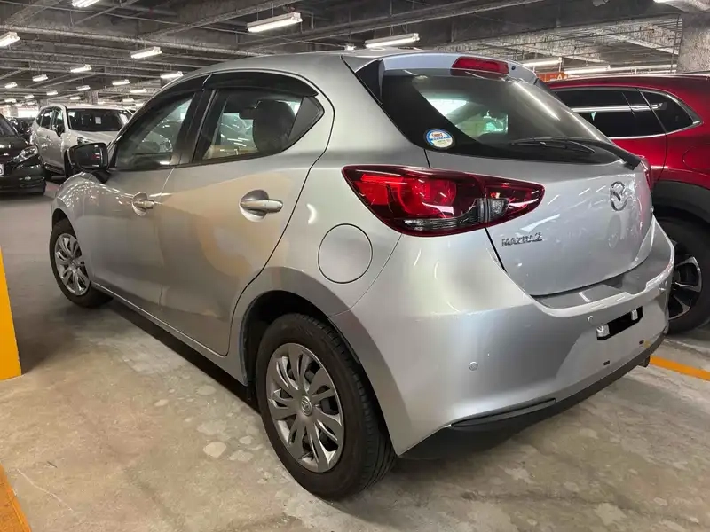 MAZDA 2 15S Thumbnail 2