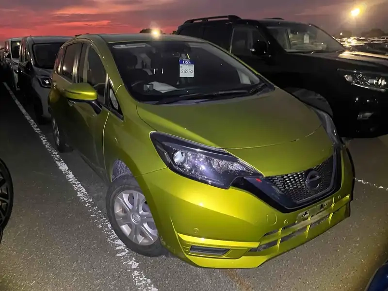 NISSAN NOTE X V SELECTION Thumbnail 1