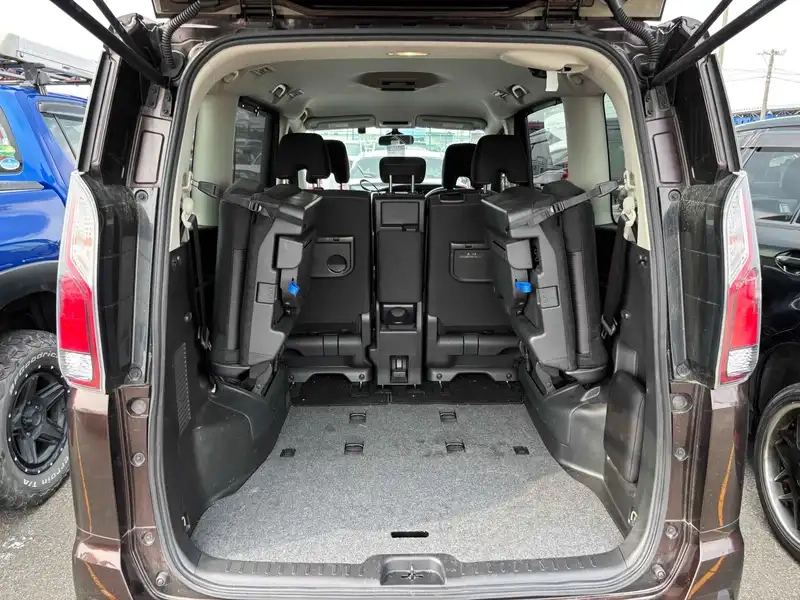 NISSAN SERENA HIGHWAY STAR Thumbnail 16