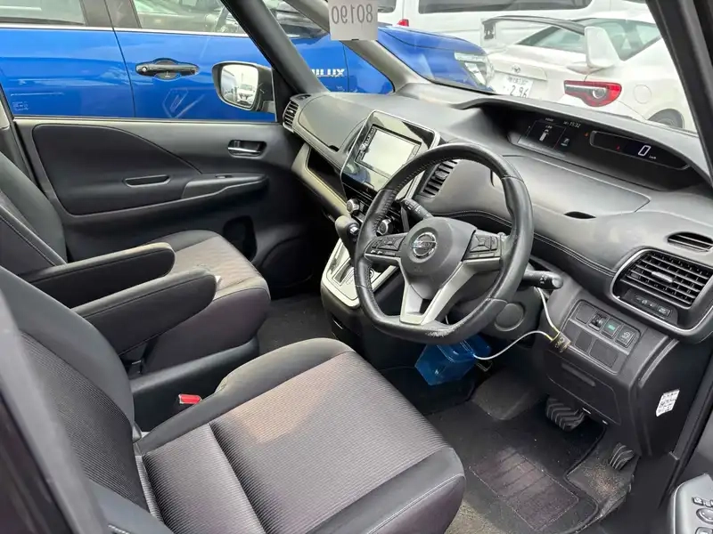 NISSAN SERENA HIGHWAY STAR Thumbnail 5
