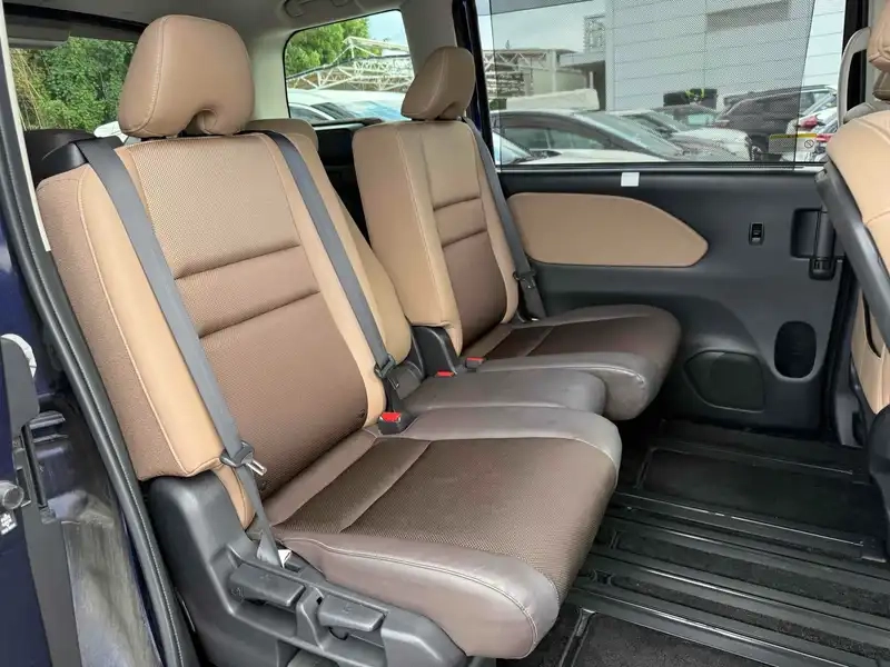 NISSAN SERENA HIGHWAY STAR Thumbnail 12