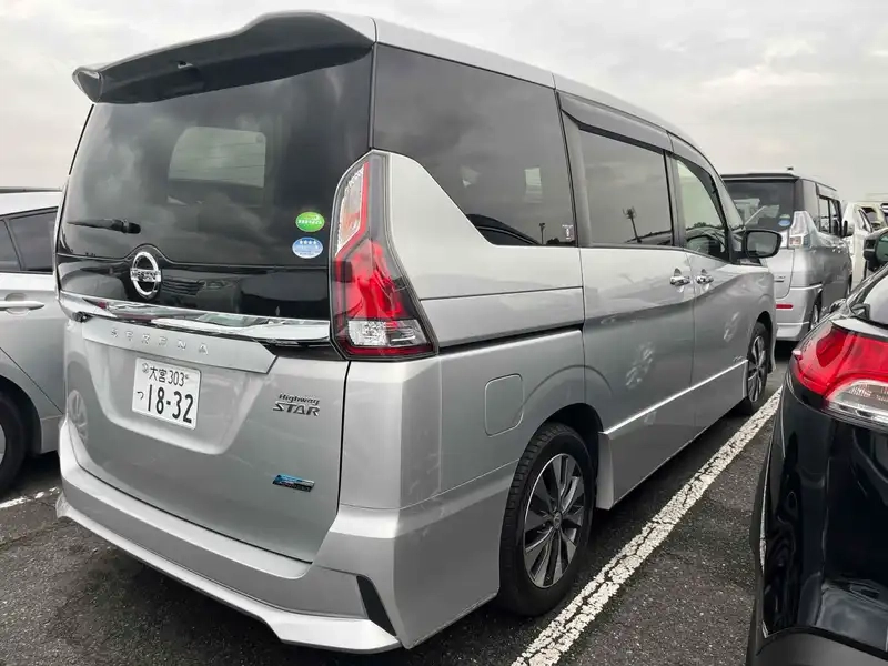 NISSAN SERENA 5D HIGHWAY STAR V SELECTION Thumbnail 2