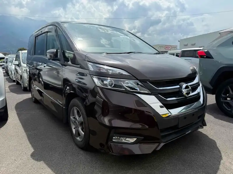 NISSAN SERENA HIGHWAY STAR V SELECTION PRO-PILOT Thumbnail 1