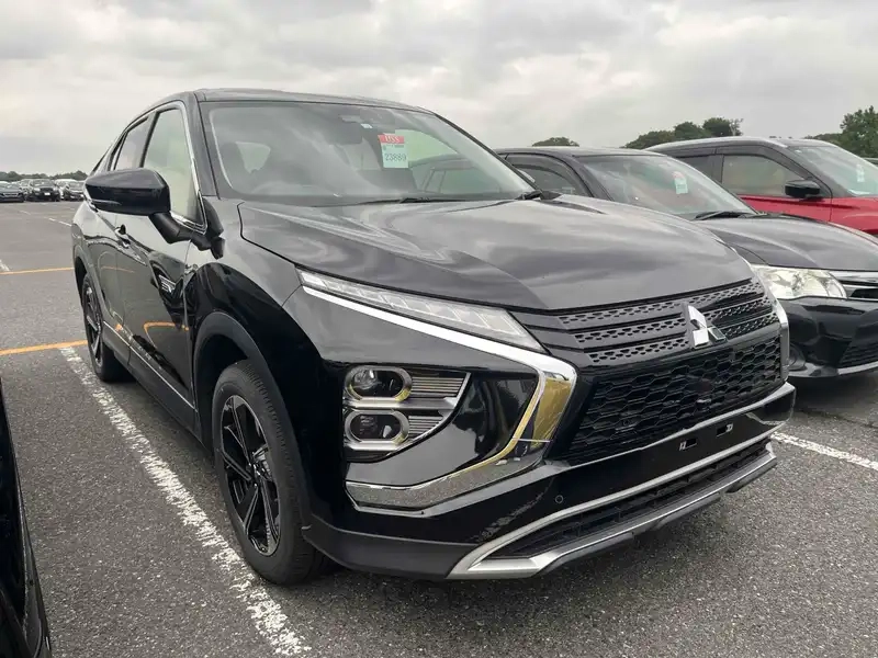 MITSUBISHI ECLIPSE CROSS 4WD G Thumbnail 3