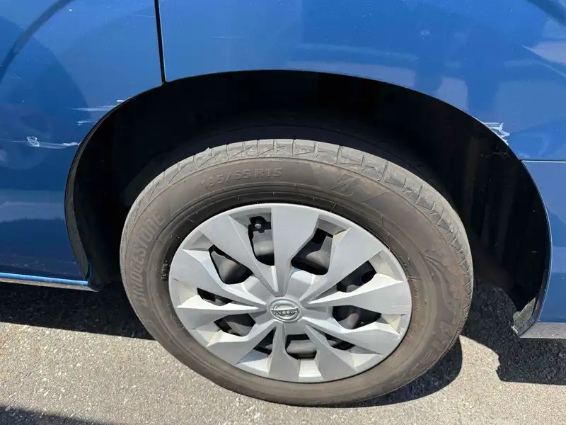 NISSAN SERENA X V SMART 2 4WD Thumbnail 14