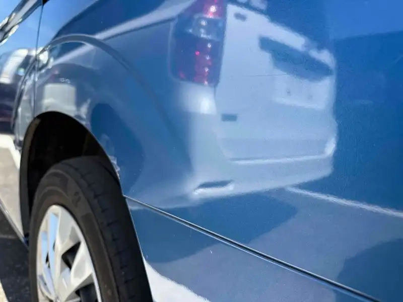NISSAN SERENA X V SMART 2 4WD Thumbnail 19