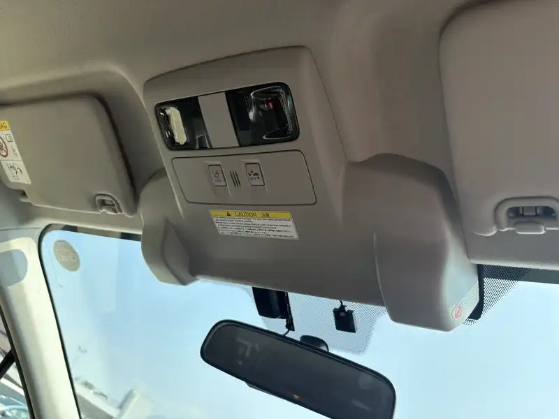 SUBARU XV HYBRID 2.0I-L EYESIGHT 4WD *BLACK LEATHER* Thumbnail 6