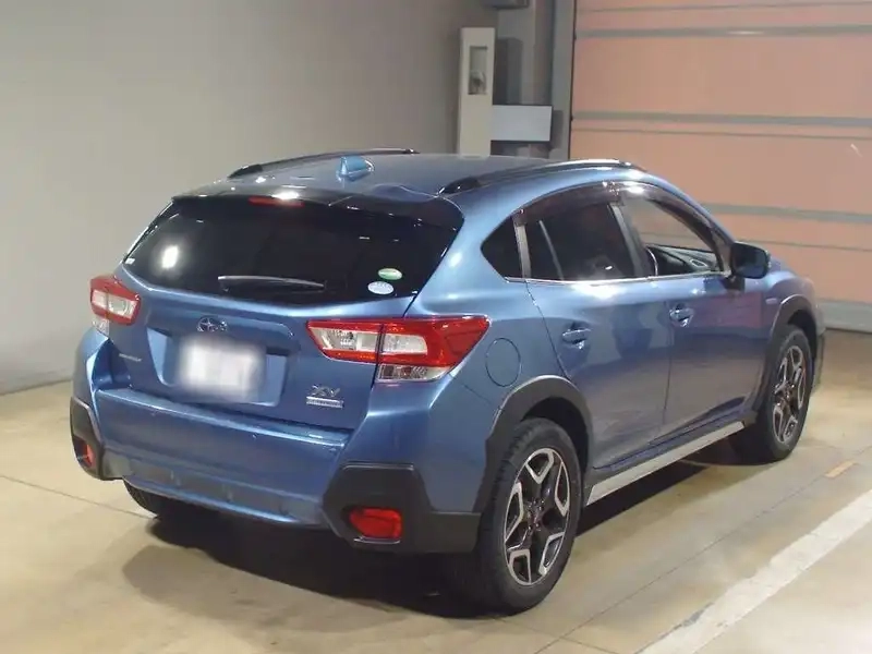 SUBARU XV ADVANCE 4WD Thumbnail 2