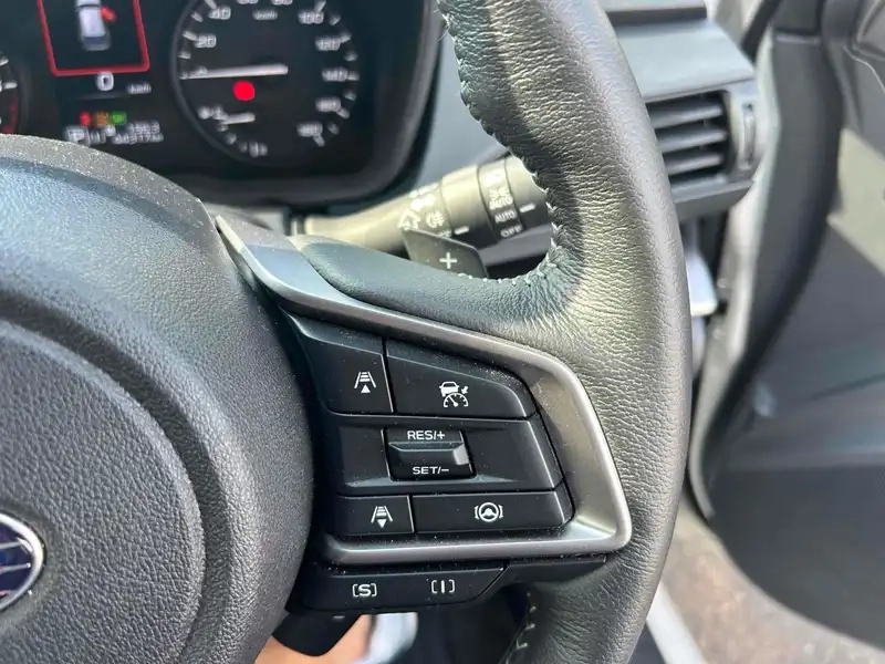 SUBARU IMPREZA ST Thumbnail 8